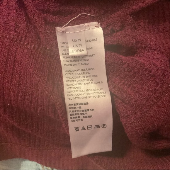 We The Free…Fits like L/ XLBurgundy tag size: M but is very oversized.P2P: 29 - Picture 9 of 11
